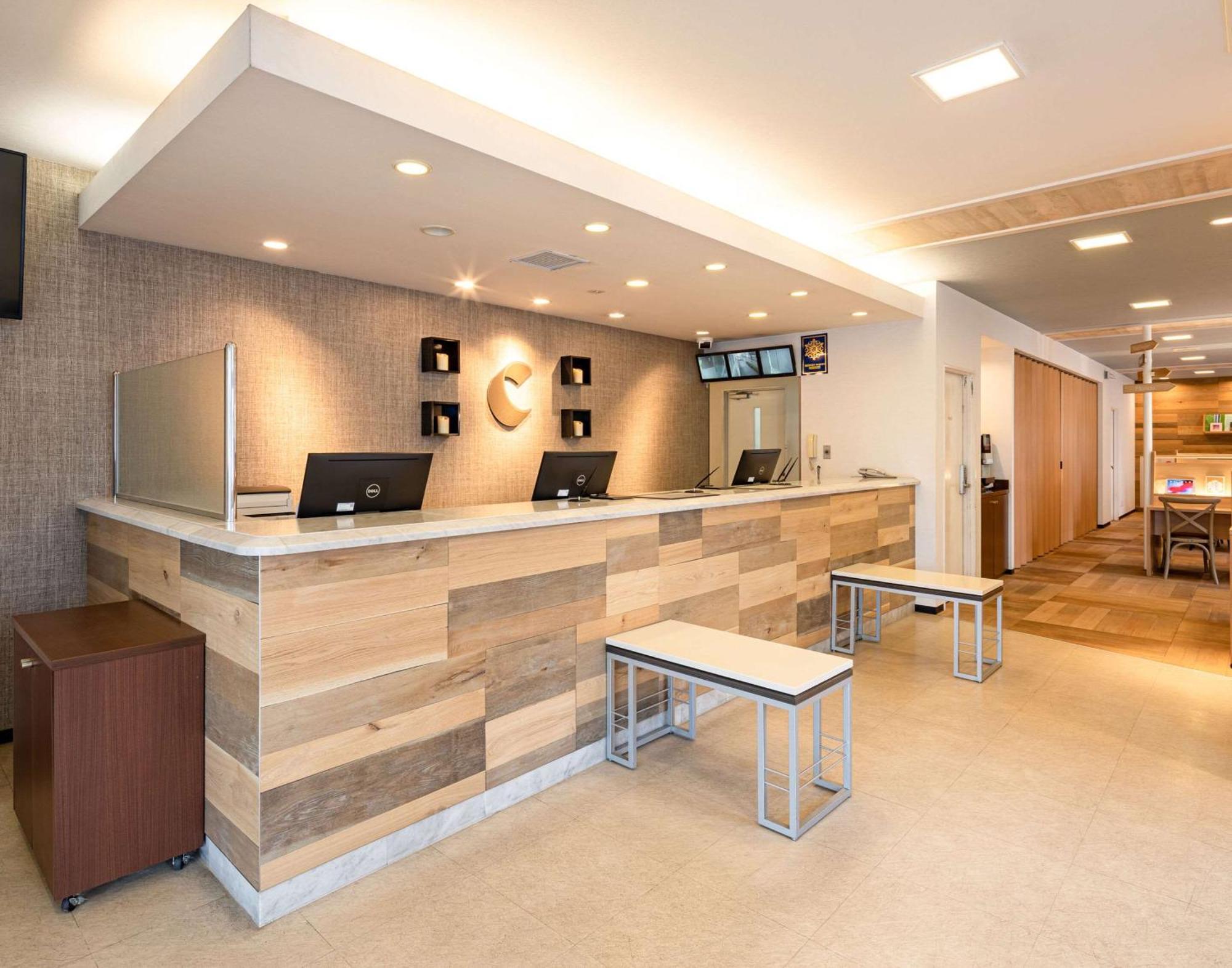 Comfort Hotel Saga Εξωτερικό φωτογραφία
